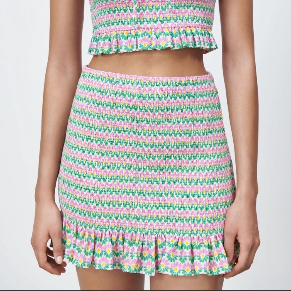 Zara smoked mini skirt, never worn!